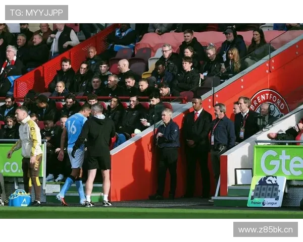 德拉富恩特:罗德里受伤对我们是巨大损失;我选人不看年龄